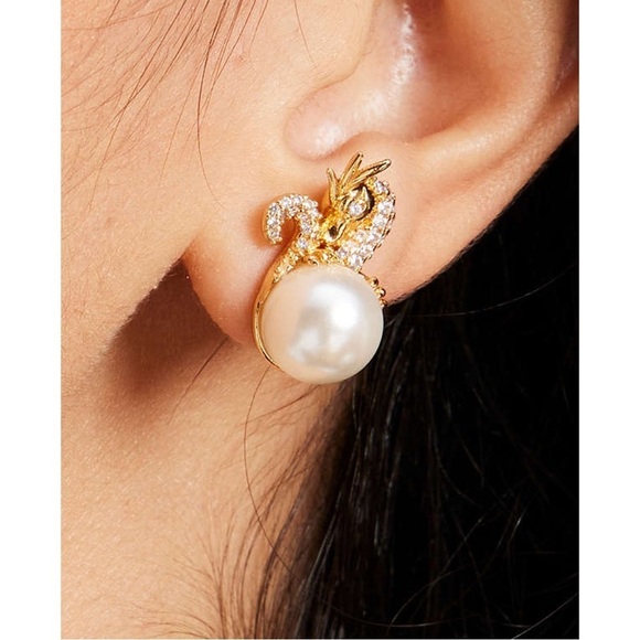 KATE SPADE • Dazzling Dragon Pearl Earrings - Picture 5 of 8